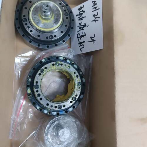 可维修安川机器人MH24五轴减速机HW1382522-A，MC20议价