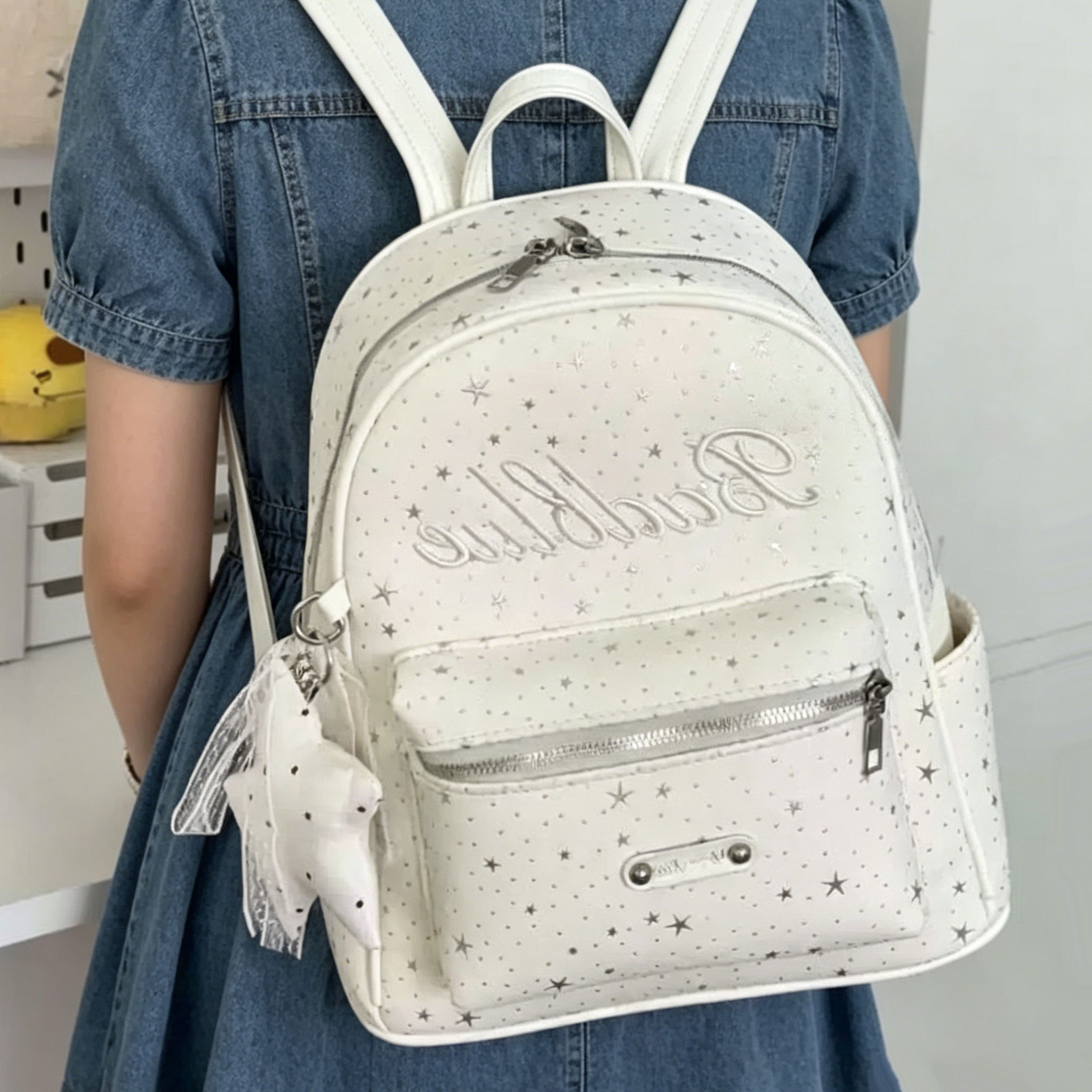 韩系纯白色双肩包女学生ins百搭出去玩学生双肩包小个子星星背包图片
