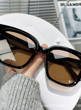 严选77132新款黑框茶色小红书网红同款墨镜金属装饰太阳镜女