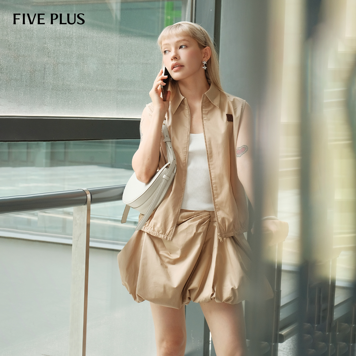 FIVEPLUS卡其女外套马甲