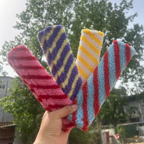 短毛绒汽车安全带护肩套女生加长防勒脖四季通用安全带保护套调节