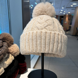 麻花针织毛线帽子女秋冬新款加厚保暖护耳套头帽显脸小毛球包头帽
