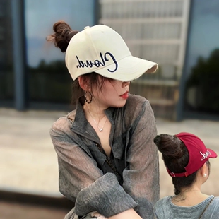 2025新款字母刺绣半空顶棒球帽子女出游户外遮阳防晒鸭舌帽扎马尾