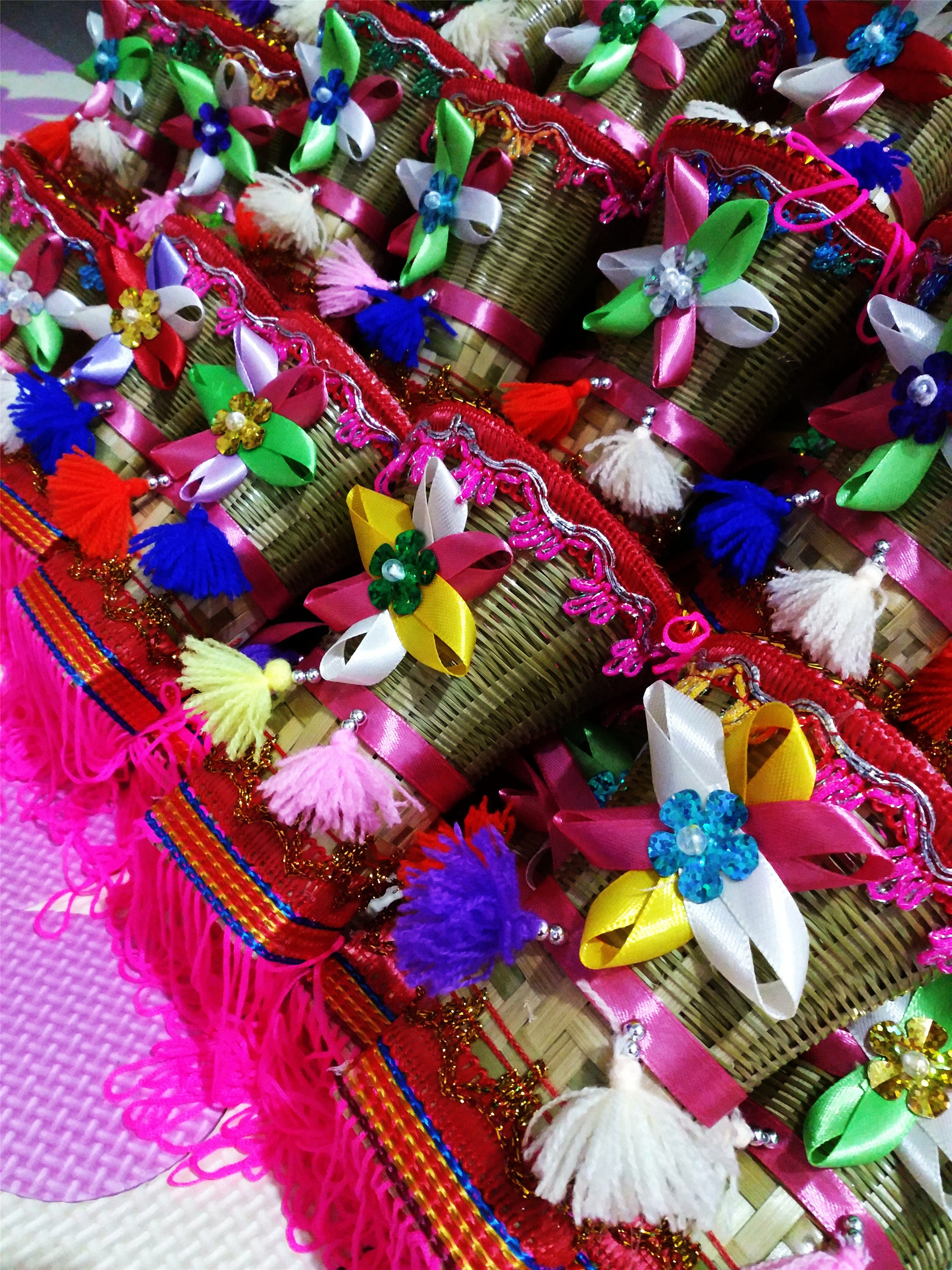 云南傣族花腰傣特色纯手工艺竹编秧箩