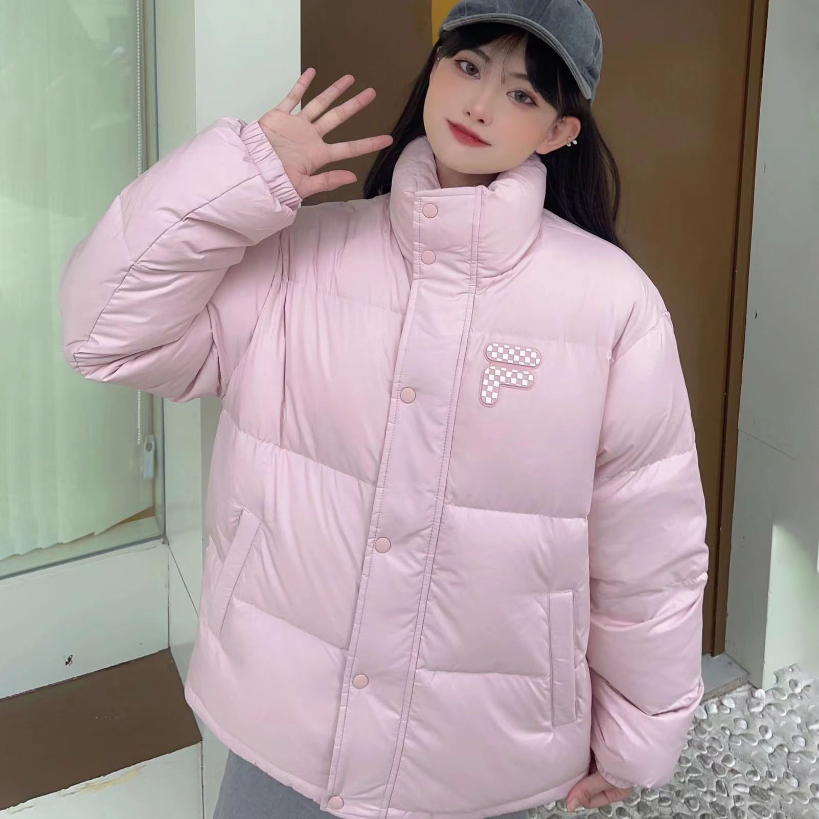 斐乐运动休闲短裤情侣外套羽绒服