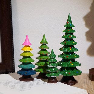 彩绘雪松树木雕小摆件可爱工位办公书桌面圣诞节日氛围感布置礼物