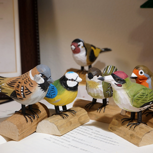 站木桩小鸟手工木雕小摆件卡通可爱办公室工位桌面电视柜装饰品