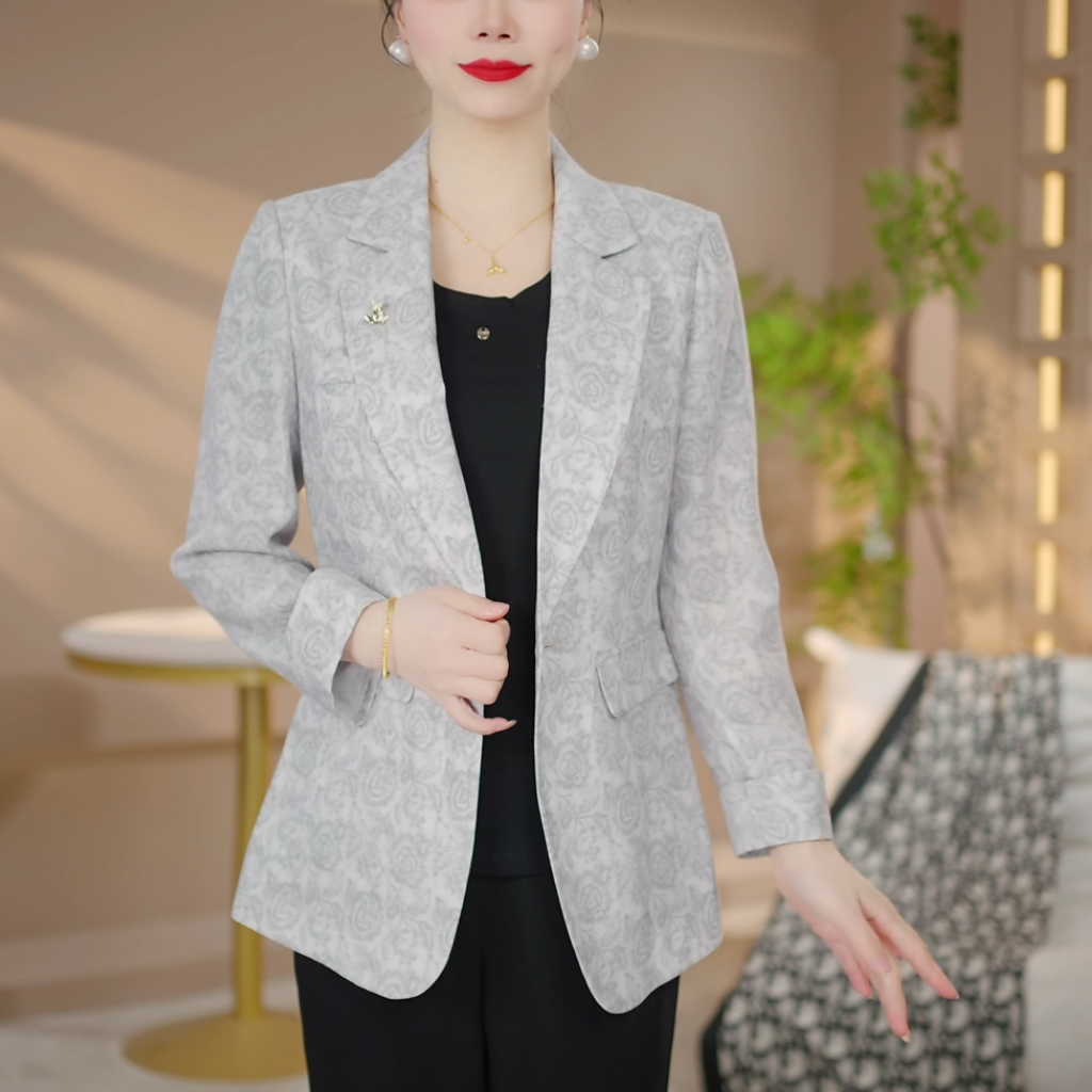 高级感气质印花西装外套女2026春夏季新款时尚干练百搭西服上衣