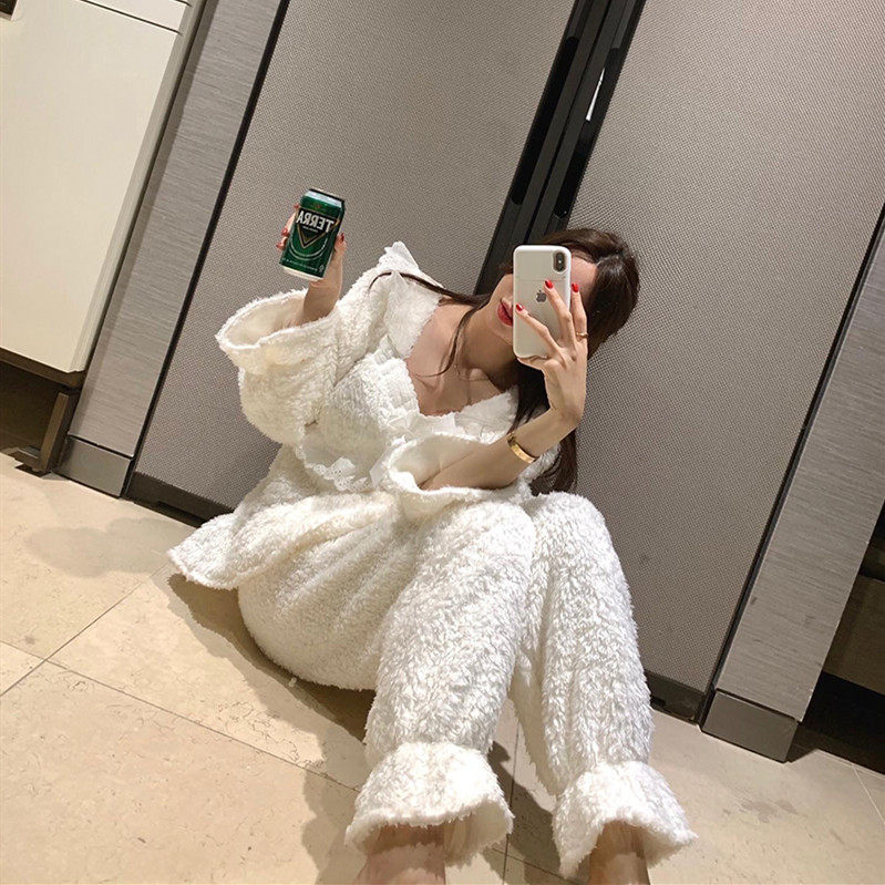 韩国东大门INS网红甜美蕾丝花边羊羔毛加绒毛绒珊瑚绒居家服睡裙