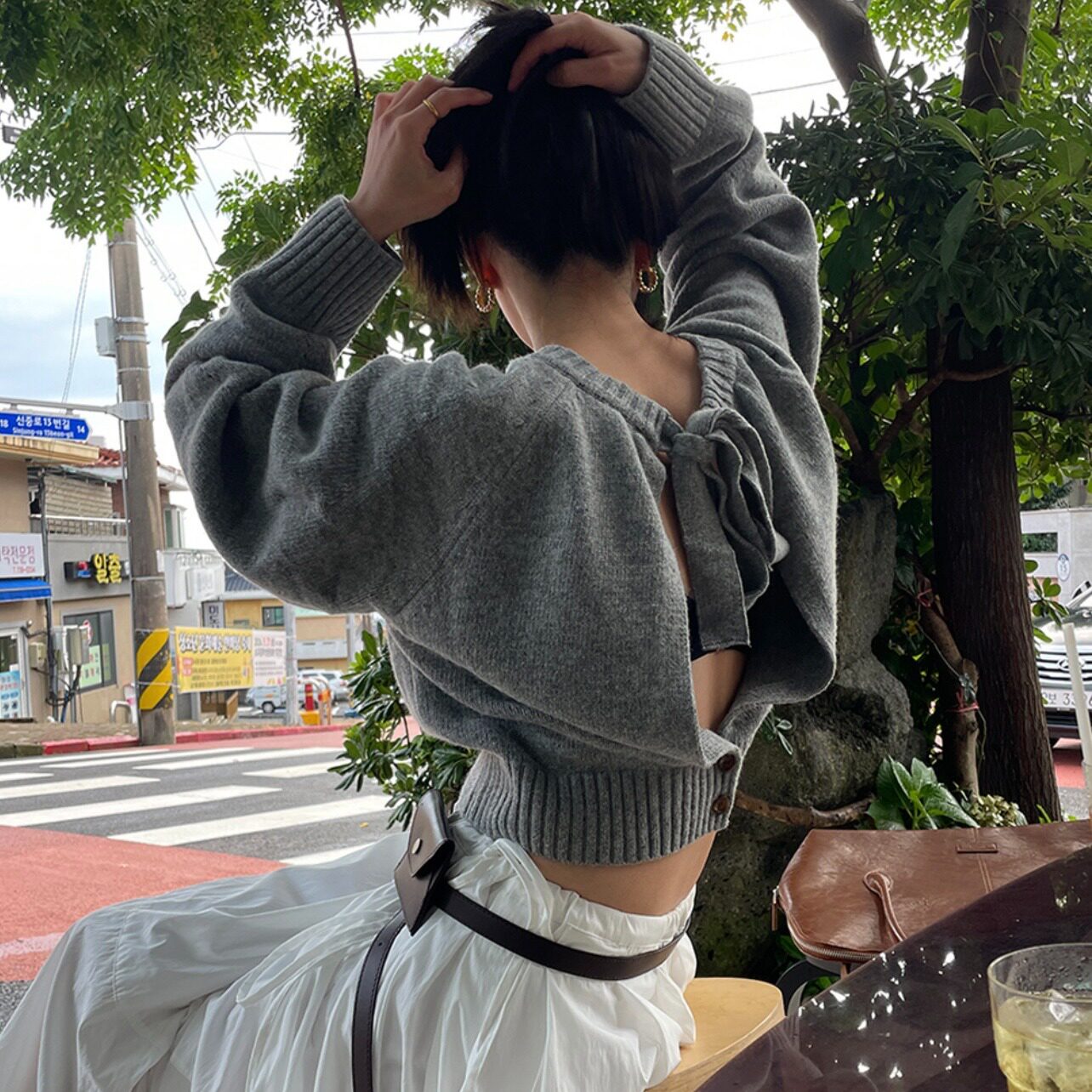 韩国后背镂空宽松针织毛衣女