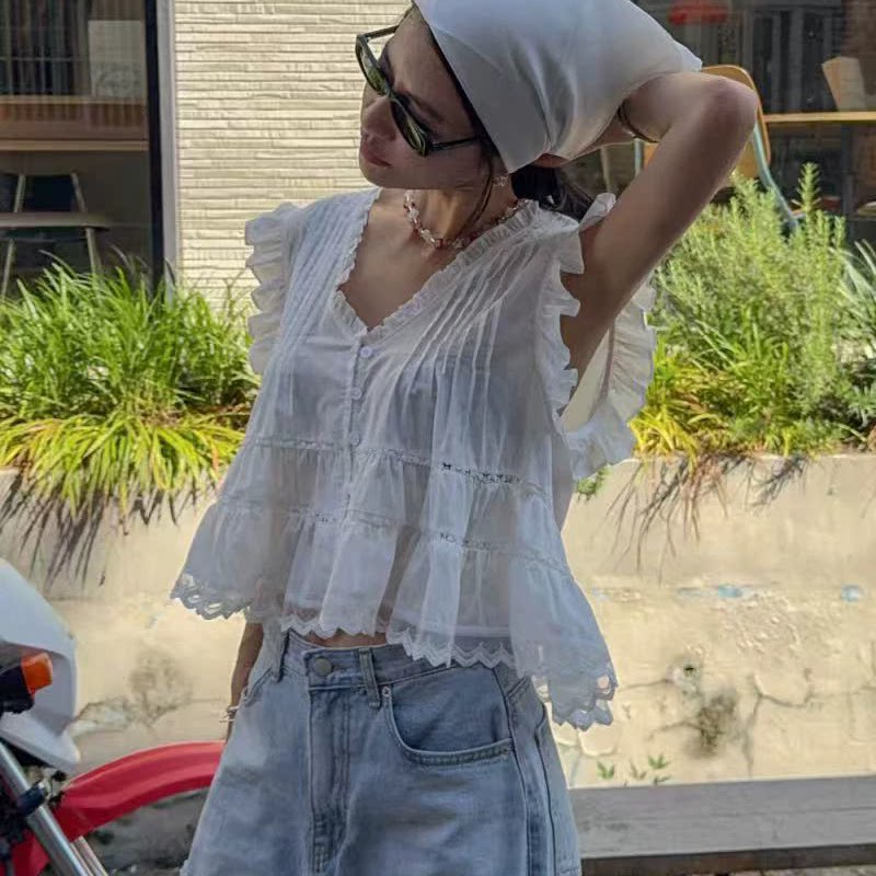 韩国甜美V领荷叶花边小飞袖衬衫