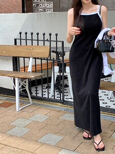 韩国东大门2024款气质百搭修身显瘦拼色包边开叉吊带连衣裙女长裙