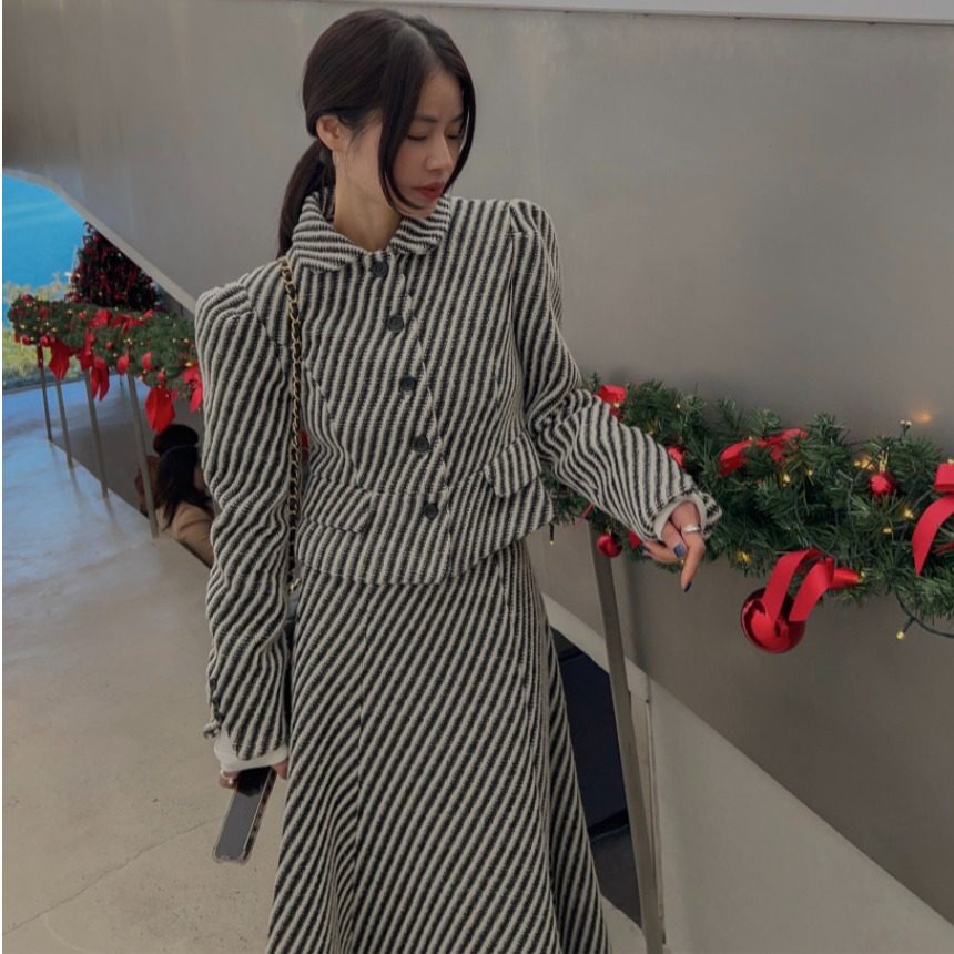 韩国东大门气质小香风翻领条纹毛呢短外套女+加厚毛呢半身裙套装,女装/女士精品,时尚套装,淘宝优惠券,粉丝福利购,淘宝优惠卷
