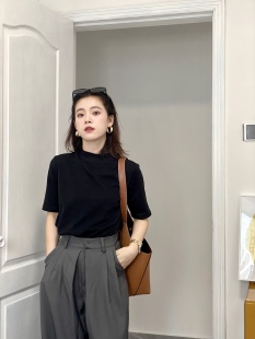百搭单品短袖 气质优雅小姐 经典 针织 黑色半高领T恤法式 DEBBIE