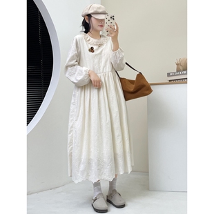 25秋冬森系双层花边领棉布刺绣加绒纯色长袖连衣裙宽松学院连衣裙