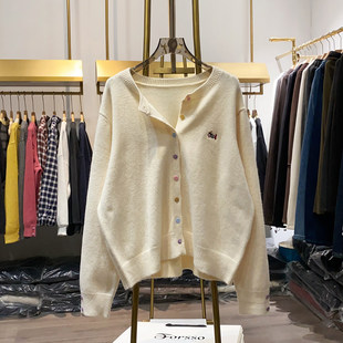 【晓艾档口实拍】甜美彩扣刺绣针织开衫女秋冬新款舒适柔软上衣潮