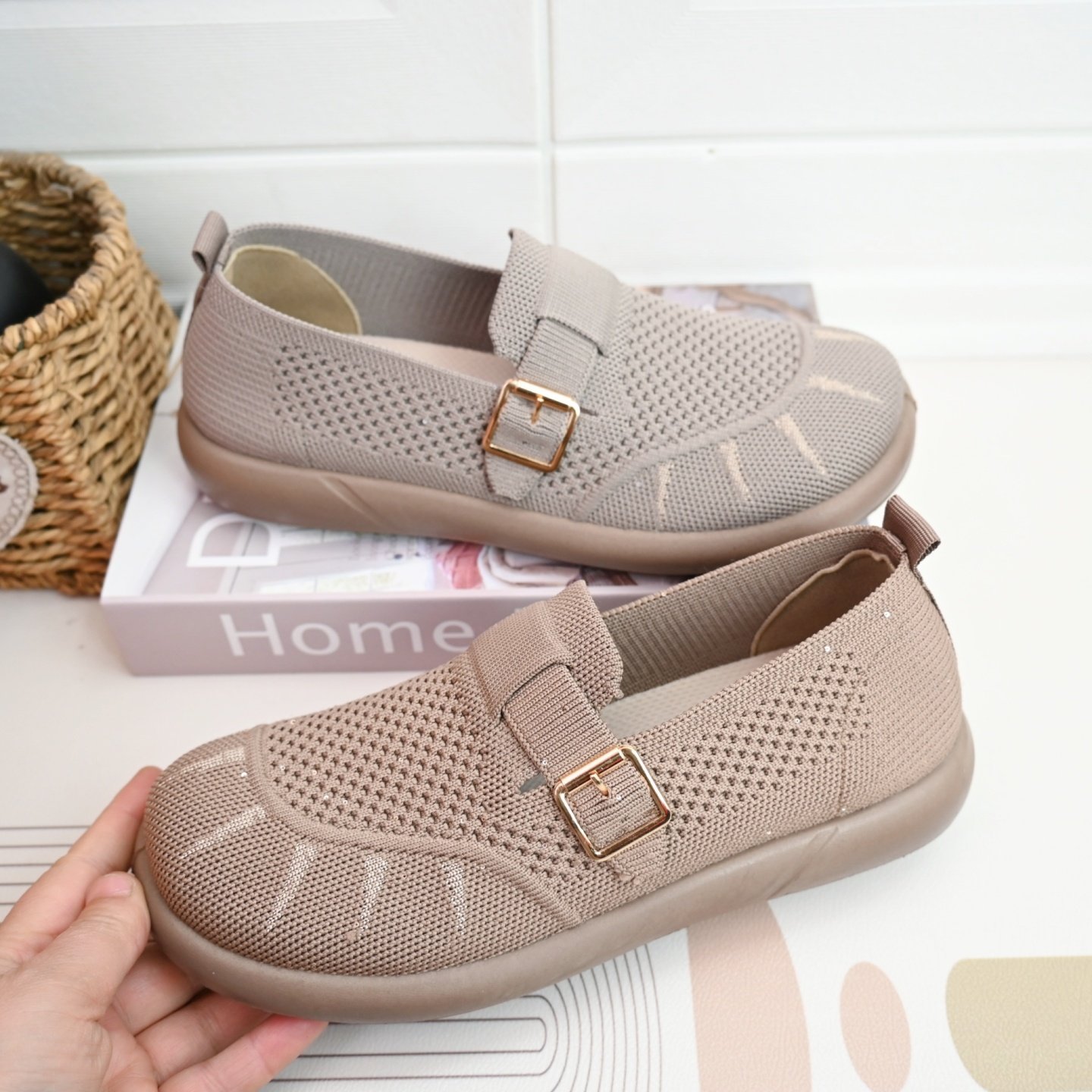 26春夏老北京飞织透气镂空健步鞋百搭休闲网鞋软底舒适宽脚妈妈鞋,女鞋,传统布鞋,淘宝优惠券,粉丝福利购,淘宝优惠卷