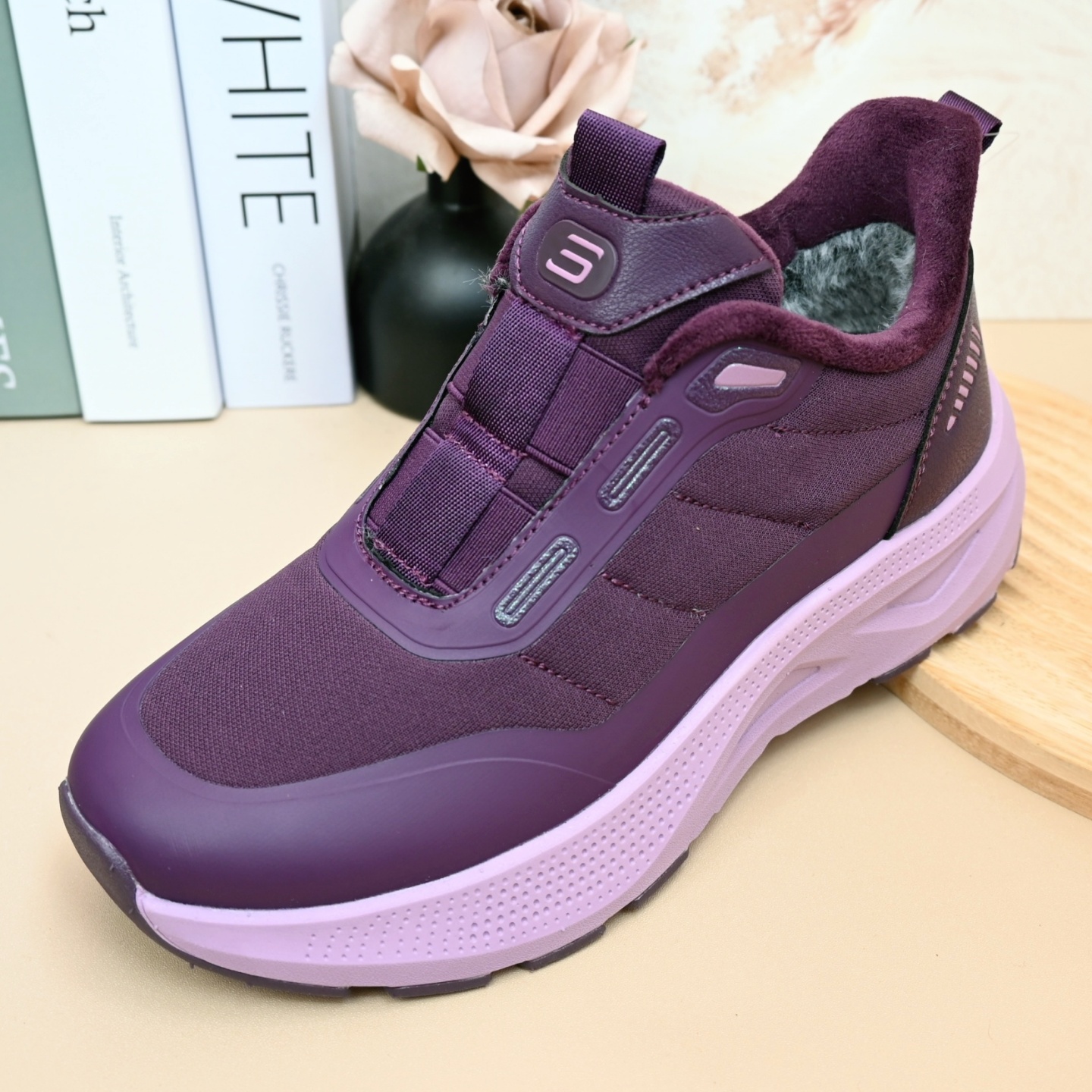 冬季老北京女加绒保暖健步鞋