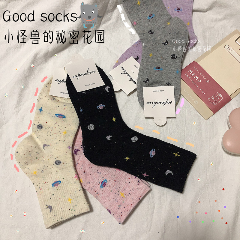 奶油星空袜子星球月亮中筒袜纯棉可爱中筒袜子女韩国ins泫雅Chris