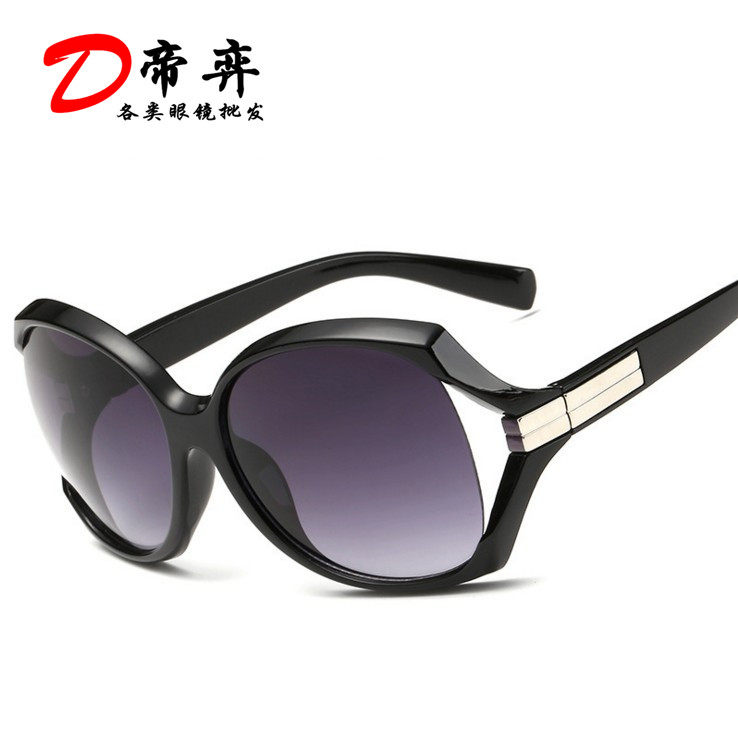 特价走量太阳镜女批发镂空 防紫外线女士太阳眼镜厂家直销墨镜女|msdalam kategori ZIPPO/Swiss Army Knife/cermin mata, cermin mata hitam - dari Buy2taobao.com untuk memberikan perkhidmatan ejen Taobao profesional membeli