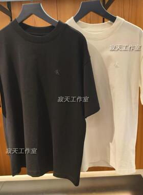 CK Jeans25早春新款男士休闲通勤炫彩字母纯棉圆领短袖T恤J327596