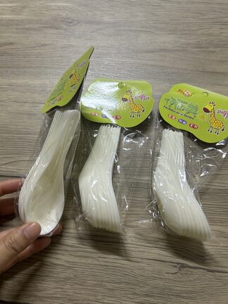 伊而美0493勺子家用塑料勺汤勺粥勺白色平底饭勺汤匙调羹