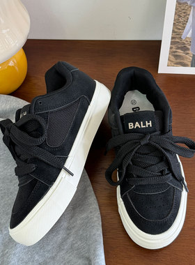 黑色低帮男女同款港风休闲青春潮流系带百搭平底时尚学院小众板鞋