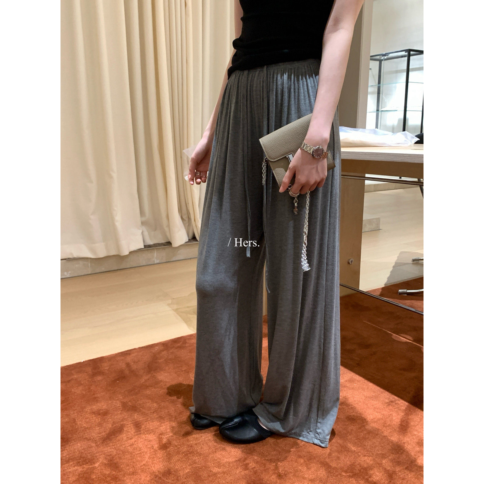 Hers2026夏季松紧腰宽松超垂面膜感阔腿裤空调垂坠感休闲裤女