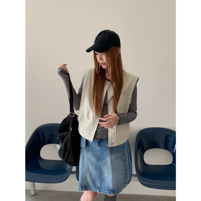 FROM ANNA韩版常规款百搭宽松型双压线洗水休闲背心马甲女装