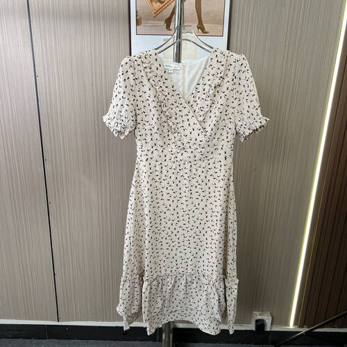 1001-10撤柜ft夏季新款气质碎花不规则短袖法式连衣裙收腰裙子