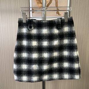 1541撤柜DS秋冬季 毛呢半身裙 格子设计款