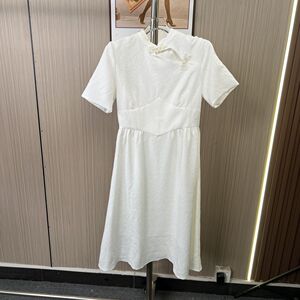 2052撤柜AL撤柜法式小众新款设计气质显瘦连衣裙长裙裙子