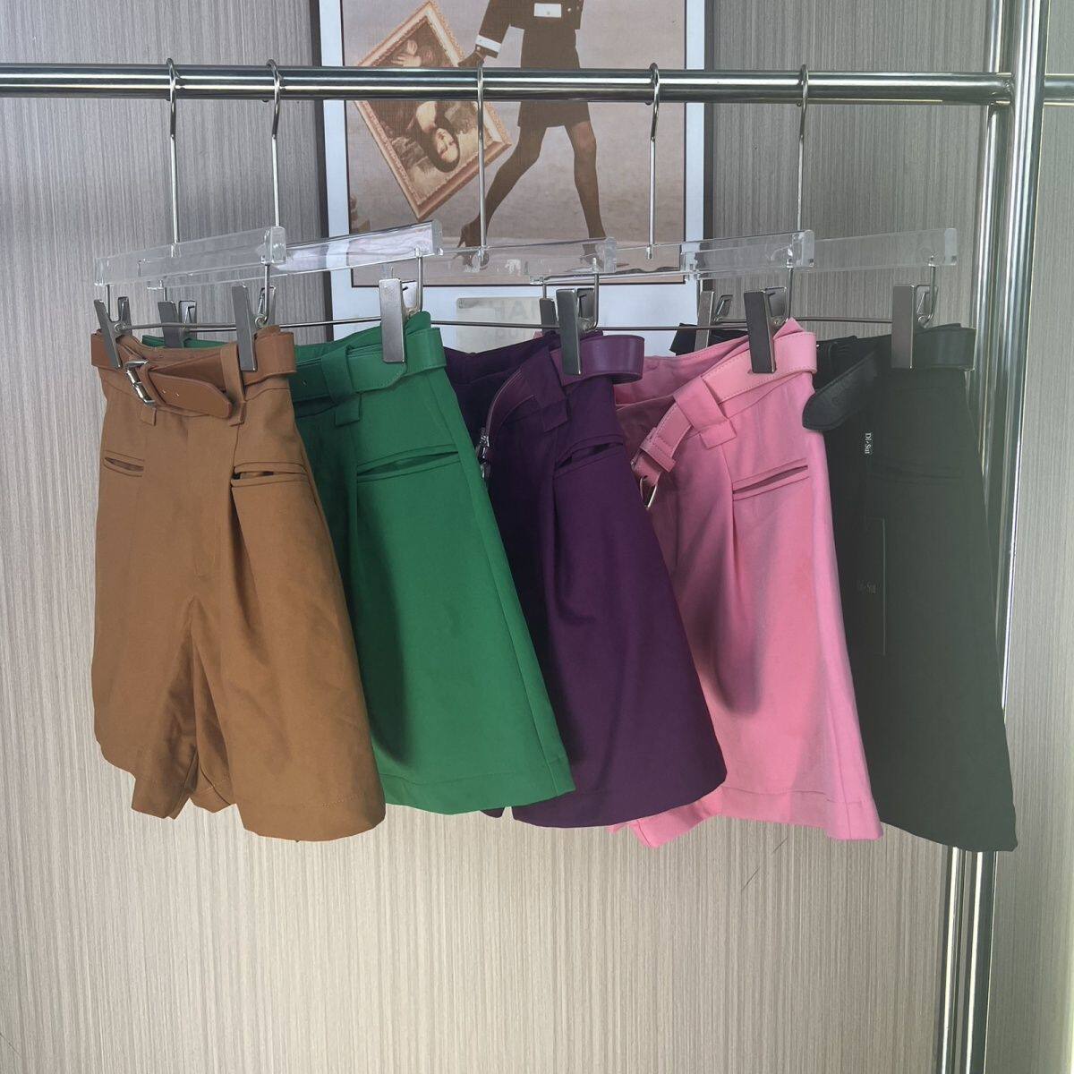 6598品牌撤柜DS夏季新款糖果色阔腿短裤女修身休闲裤百搭