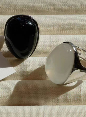 黑玛瑙宽面鸽子蛋戒指女高级感欧美复古个性中古时尚指环女