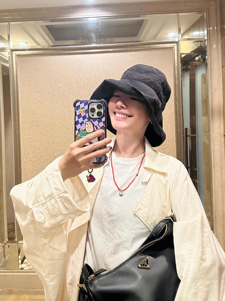 白百何同款红色珊瑚串珠嘎乌盒吊坠项链藏族颈链配饰女2024年新款