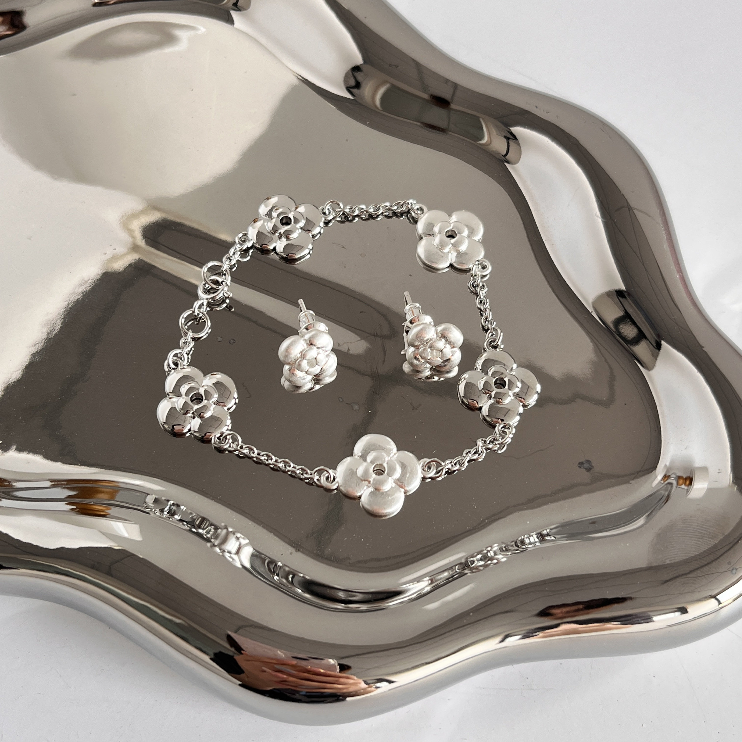 新品Picni*繁花手链小众设计简约高级感花朵手链女叠戴夏日度假风