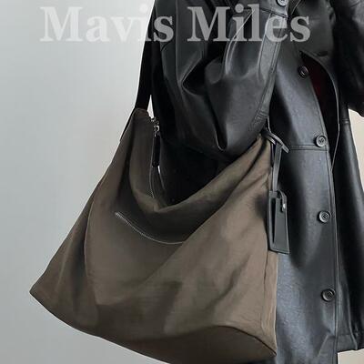 大容量单肩新款休闲轻便腋下包