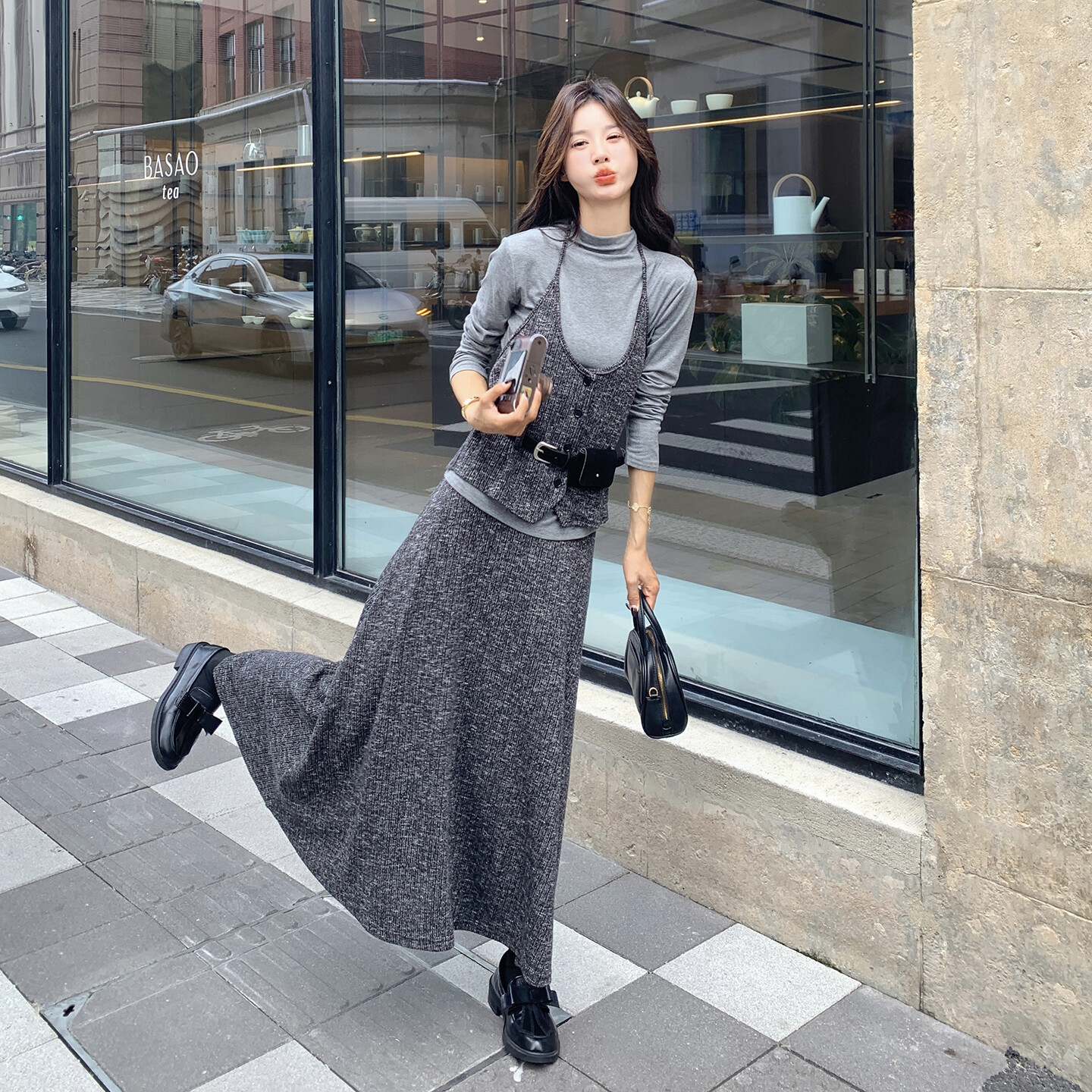 现货2D078-T1960-P165K248灰T+挂脖吊带+半裙黑灰色3件套