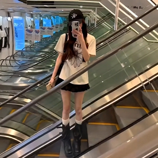 百褶短裙减龄两件套 雏菊印花短袖 韩系甜酷风休闲运动服套装 女夏季