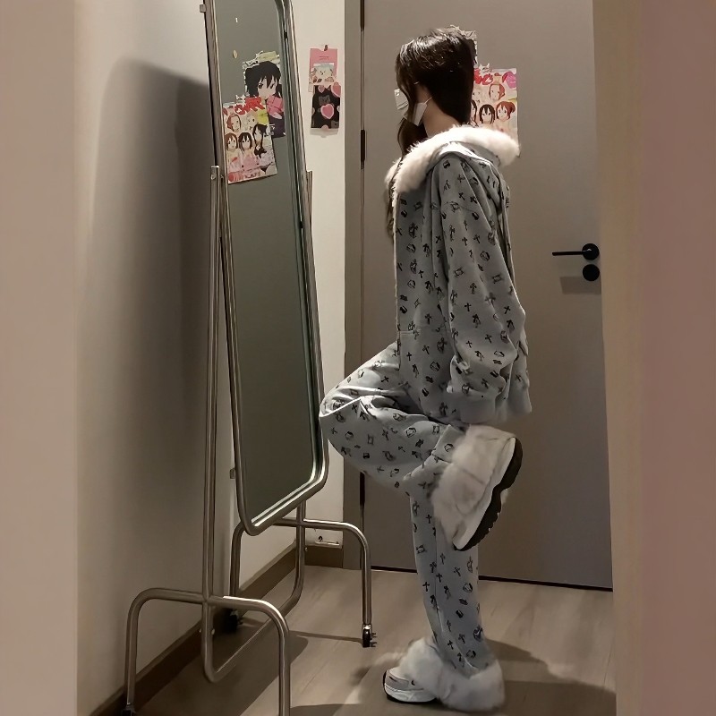 可爱甜美休闲运动服套装女秋冬卡通印花毛领开衫卫衣阔腿裤两件套,女装/女士精品,休闲运动套装,淘宝优惠券,粉丝福利购,淘宝优惠卷