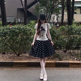 超火ins风休闲运动套装 波点半身裙小个子显瘦两件套 女夏小狗短袖
