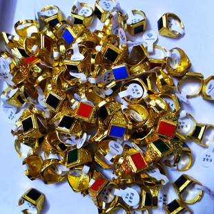 爆款夸张土豪金仿黄金戒指年会晚会活动表演道具假金大号男金戒子