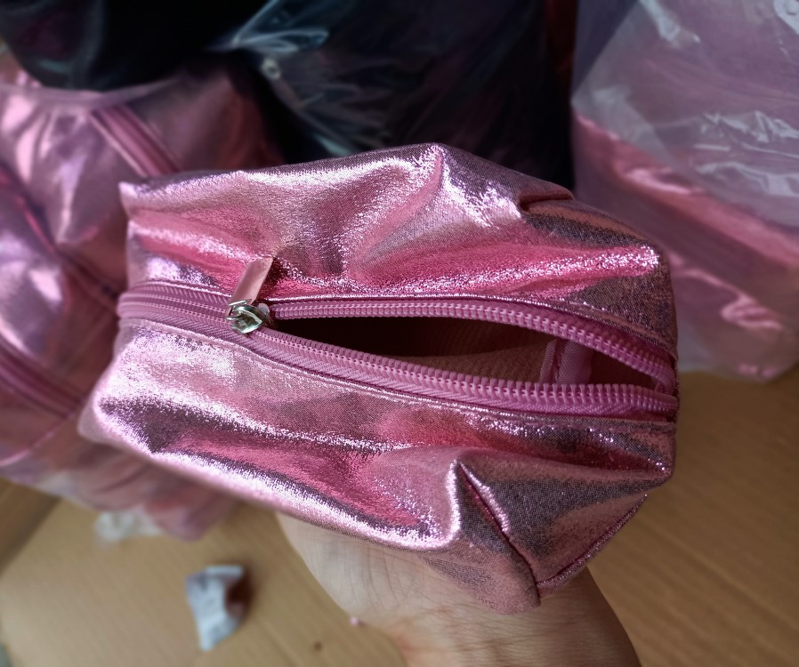 美订单库存粉色拉链包轻便大容量化妆品收纳小物件包装布袋包中包