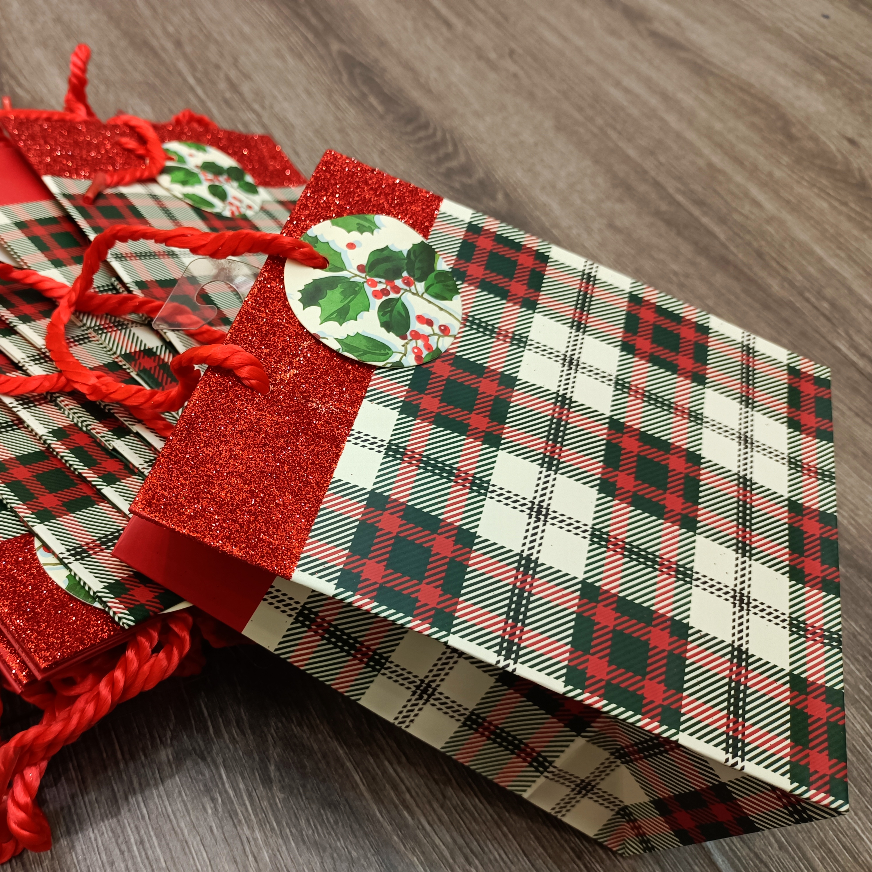 订单库存小号竖版格子图案节日礼品包装袋手提袋纸袋