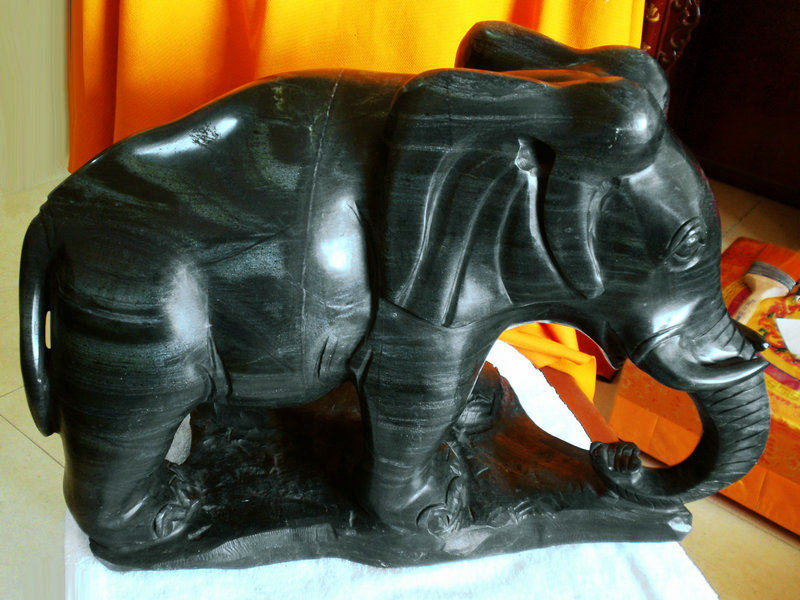 崂山绿石海底玉大象雕件吉祥如意摆件青岛特产仰口玉经典收藏品