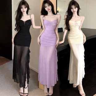 吊带长裙修身显瘦夜店女装新款低胸露背气质礼服带胸垫性感包臀裙