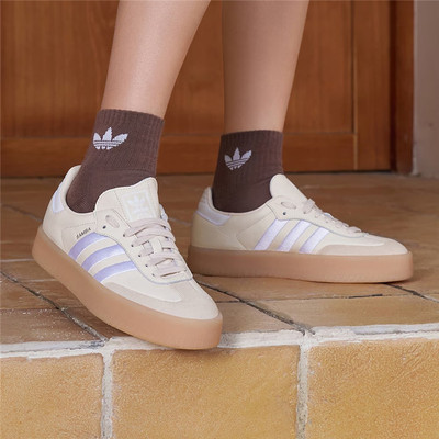 男女时尚休闲试试运动鞋