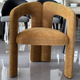 CZ127意式极简布艺休闲椅奶油风侘寂风扶手椅沙发椅设计感餐椅