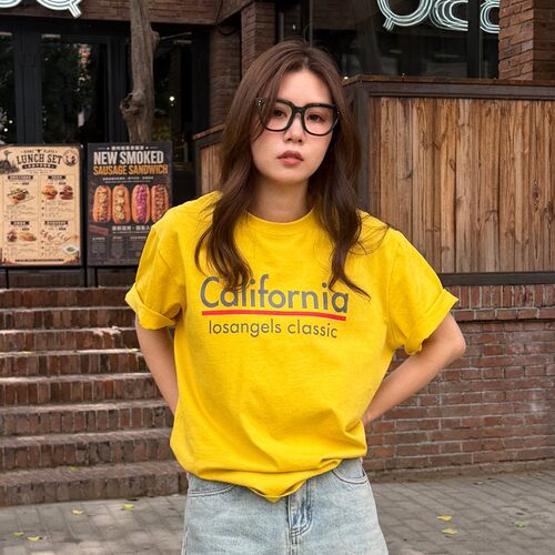 夏日亮色美式复古黄色宽松T恤