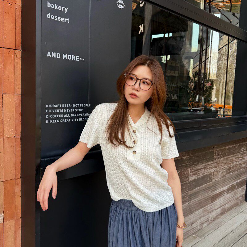 【4/7 New 】ACRAB 老钱风V领白色正肩短袖T恤针织衫纽扣修身上衣